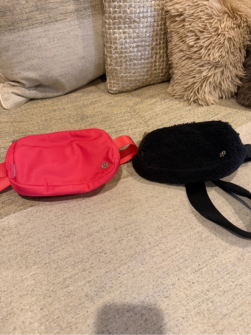 Lululemon belt Bags — Lipstick Pink & Black